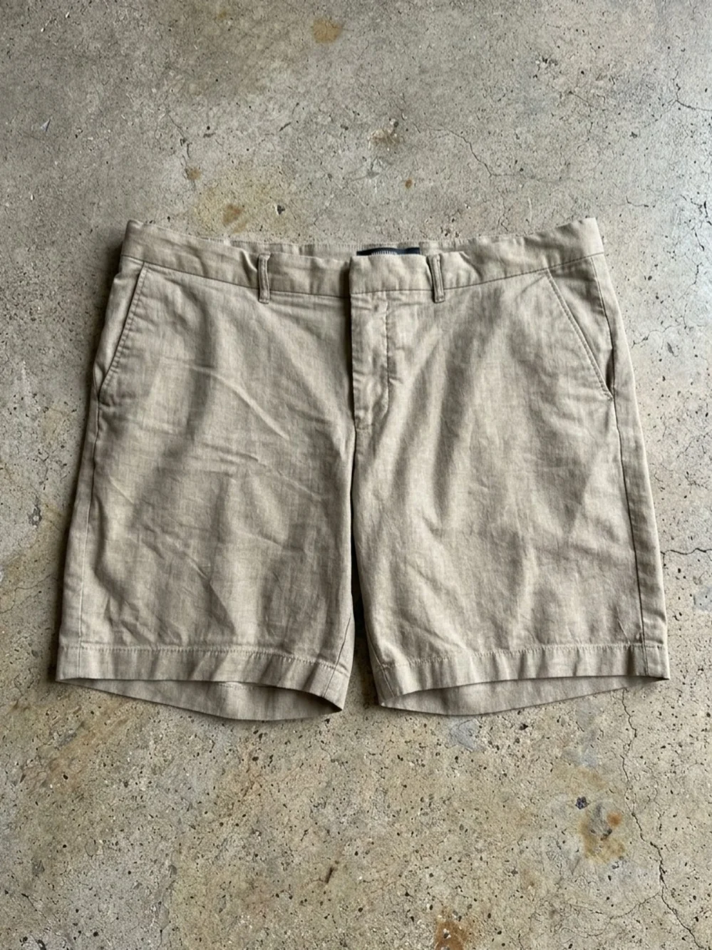 Nordstrom Men's Tech-Smart Flat Front Shorts Tan Size 40W